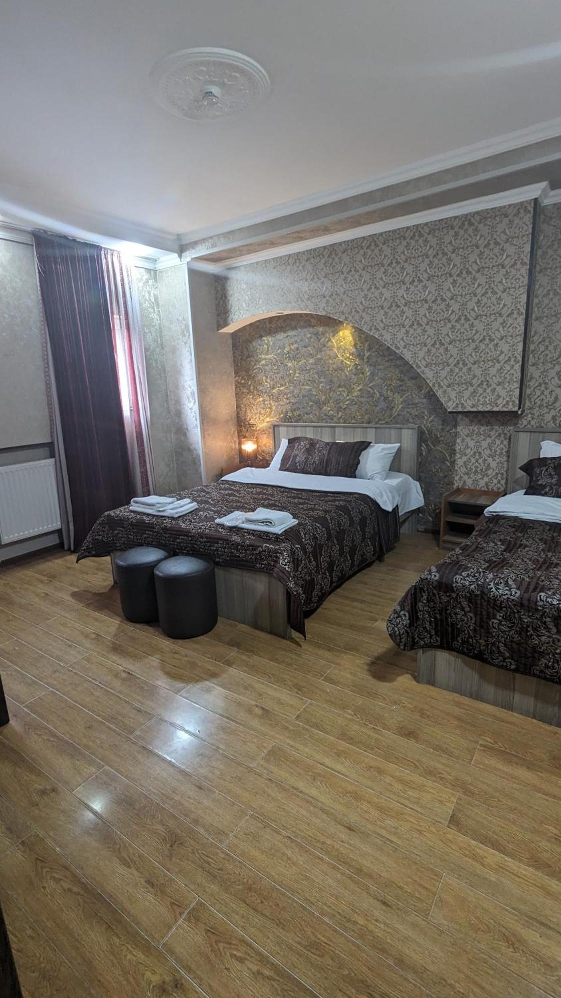 Dkd-bridge Hotel Tbilisi Eksteriør billede
