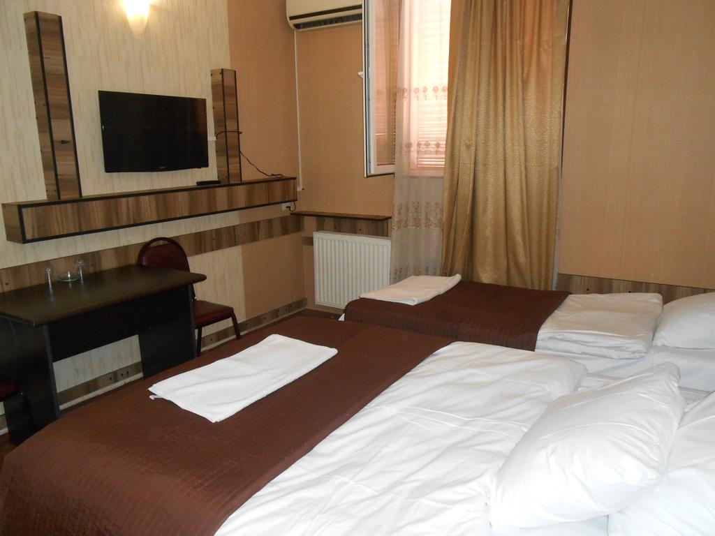 Dkd-bridge Hotel Tbilisi Eksteriør billede